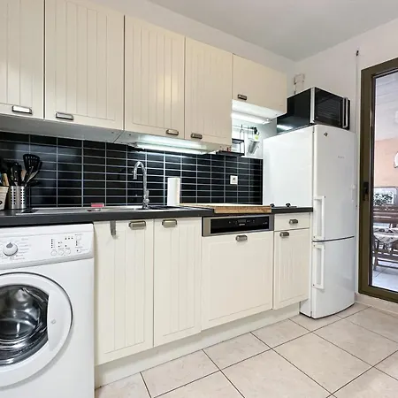 St Roch 2 - 300 M De La Gare, Clim, Terrasse, Garage Apartment *