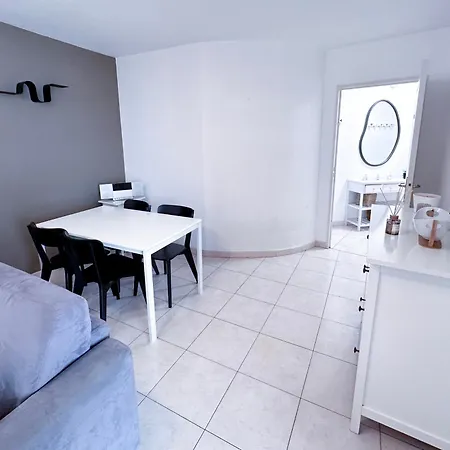 St Roch 2 - 300 M De La Gare, Clim, Terrasse, Garage Apartment *